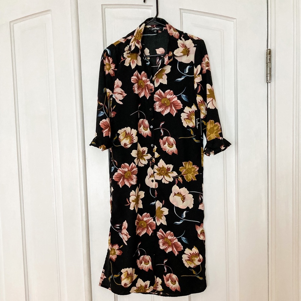 Black floral button down midi dress from Lulus with elbow length sleeves